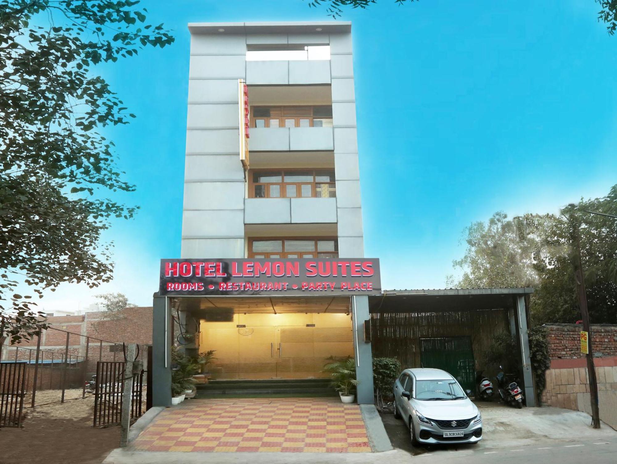Hotel Lemon Suites & Banquet Noida Sector 62 Exterior photo